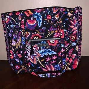 Small Vera Bradley small tote in Foxwood